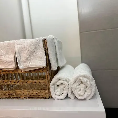 Exotic Spacious Stylish Retreat Ris-Orangis