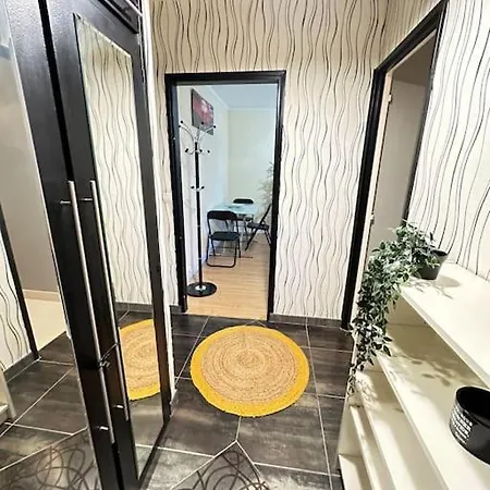 Apartment Exotic Spacious Stylish Retreat